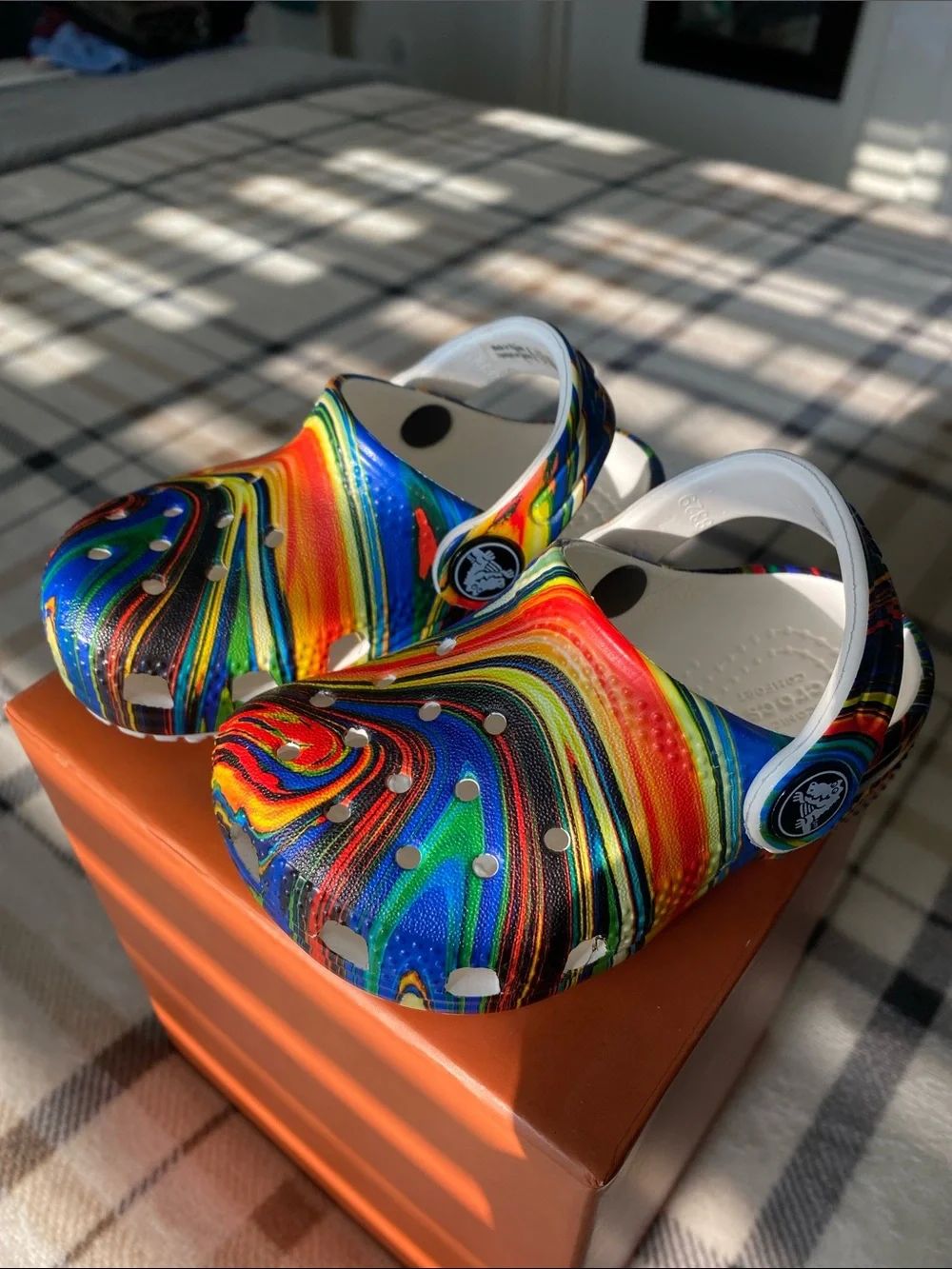 CROCS vibrant multicolor